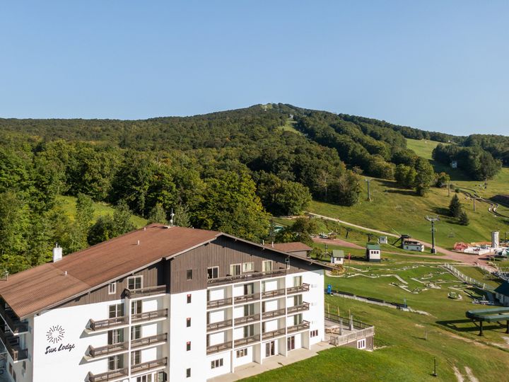 Sun Lodge