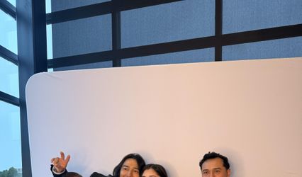 Royale Photo Booths