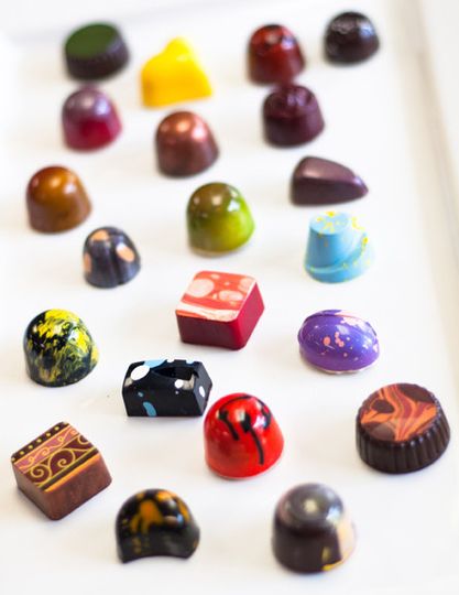 Noela chocolate and confections