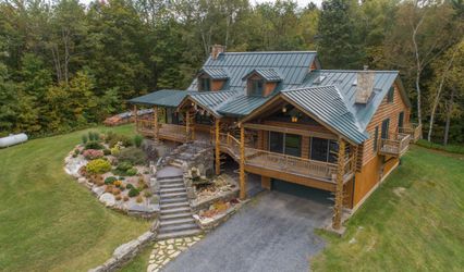 Moose Meadow Lodge & Treehouse