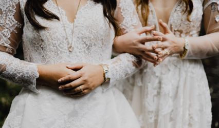 Erin Paris Non-Traditional Weddings