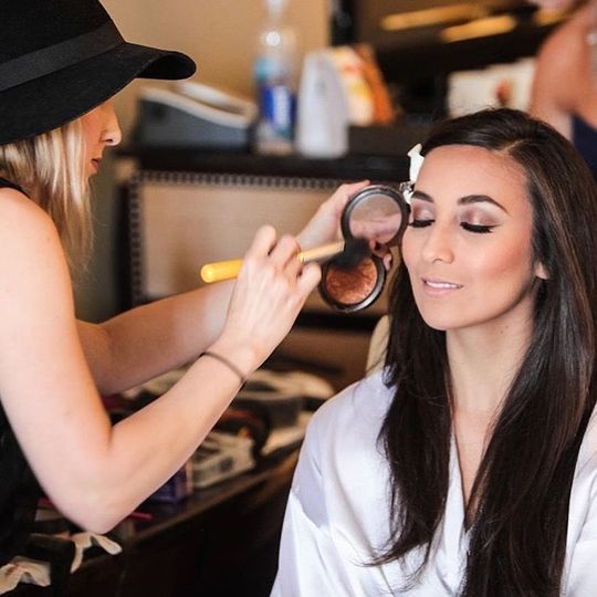 Genna Khein MakeUp And Hair Artist