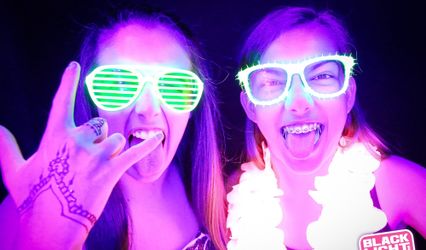 BlacklightBooth.com