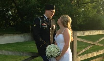 The Little Wedding Barn