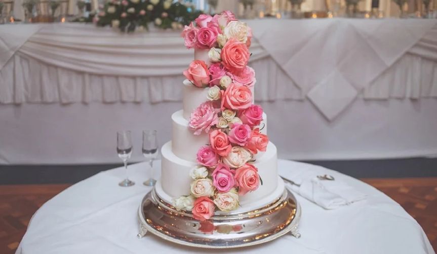 Cakes By Sweet Elegance