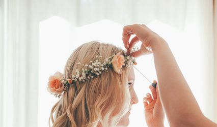 Make Up + Hair stylist- KIYOMI SANADA