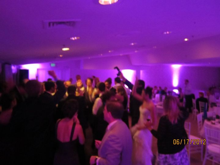 Classic Cuts Mobile DJ Service