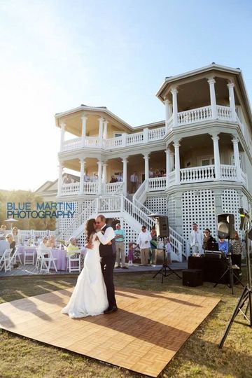 Luxury Lodging By Laura Venue Ocean Isle Beach Nc Weddingwire