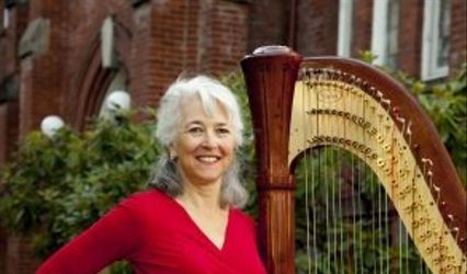 Laura Zaerr, harpist
