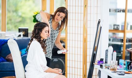 Curl Up and Dye Salon