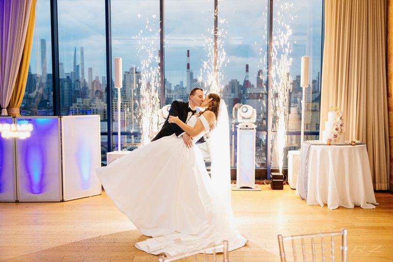 Vista Penthouse Ballroom & Sky Lounge