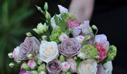 Dutch Flower Lady
