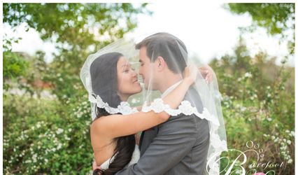 Barefoot Kisses Photography