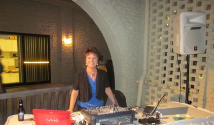 DJ Susan Voss