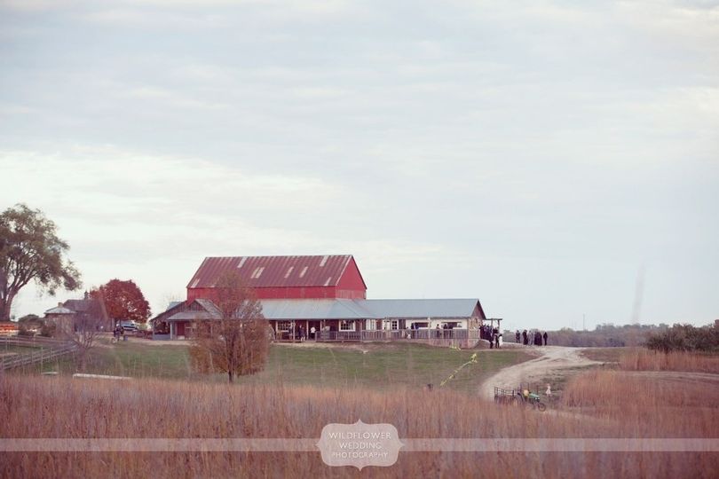 Weston Red Barn Farm Venue Weston Mo Weddingwire