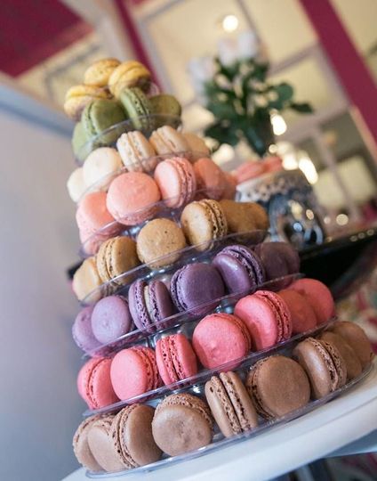 Le Macaron French Pastries