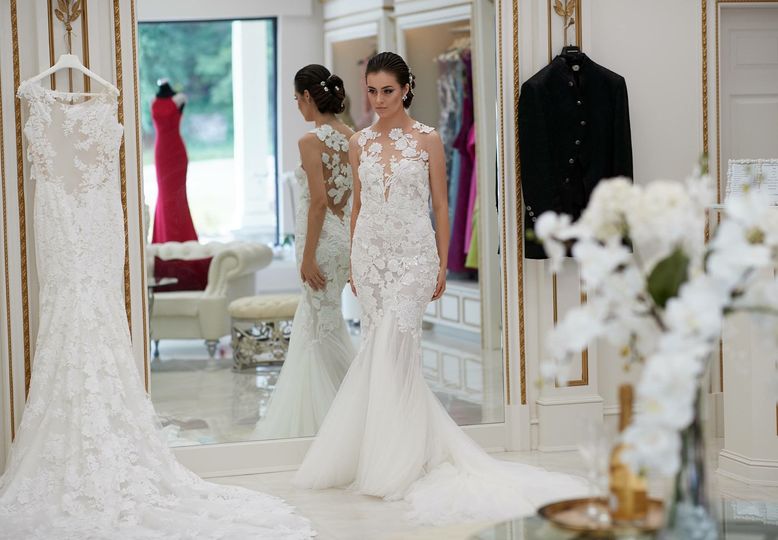 Fantasy Bridal Boutique Dress Attire Butler Nj Weddingwire