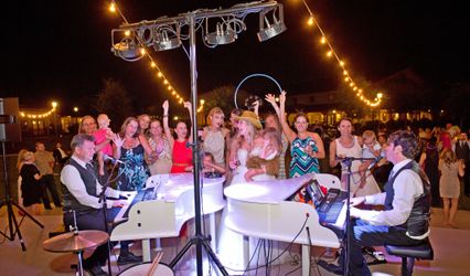 The Killer Dueling Pianos
