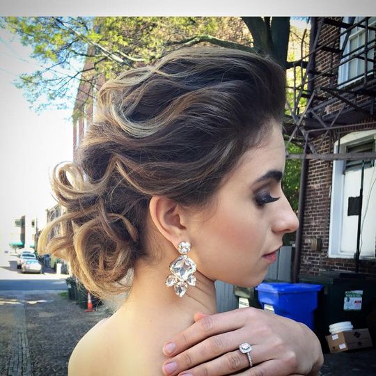 CREATIVE HAIR & MAKEUP DESIGN BY PERRY L WARREN