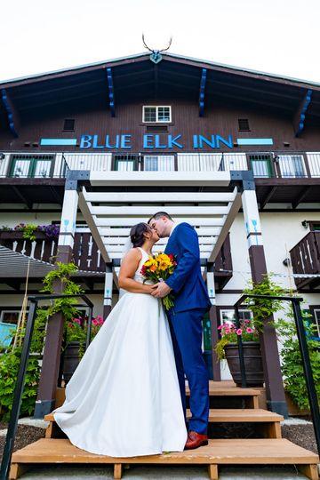 Blue Elk Inn