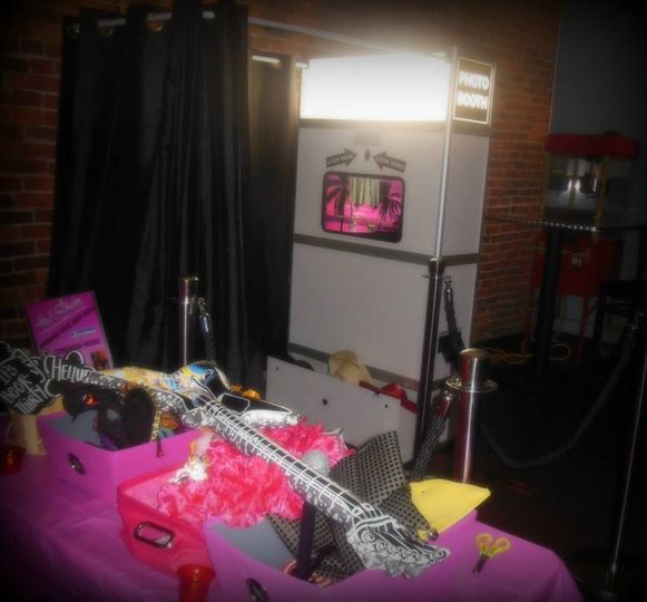 Hot Shots Photo Booth Rental