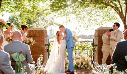 Julia Beemer Photography LLC