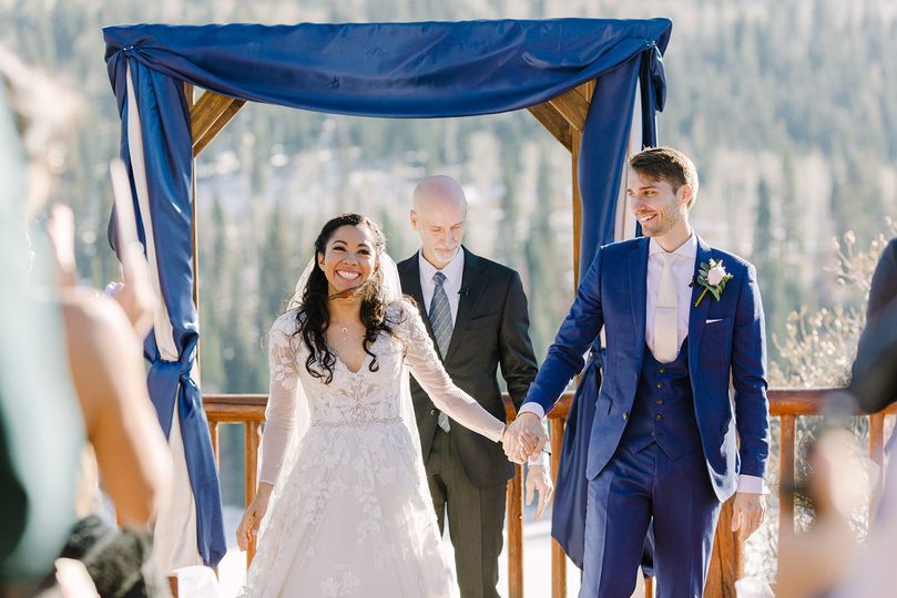 Burlap + Blossom Photography