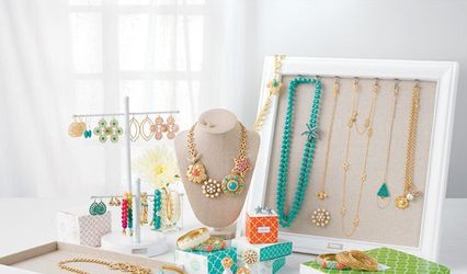 Tara K, Independent Stylist for Stella and Dot