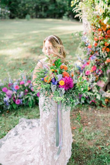 Allioops! Flowers & Gifts