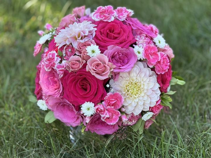 The White Cottage Floral Design