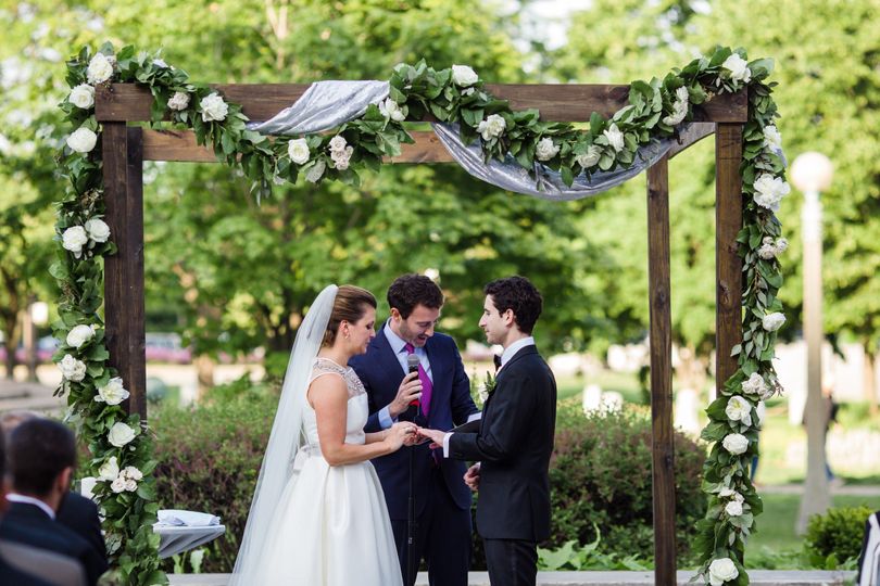 life in bloom chicago wedding florist chuppah chic
