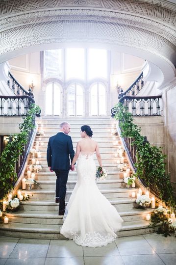life in bloom chicago wedding florist staircase ar