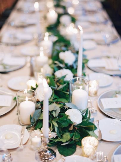 life in bloom chicago wedding florist saddle cycle