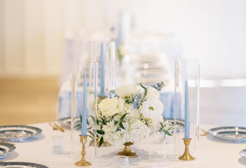A Simple Touch Wedding Decor