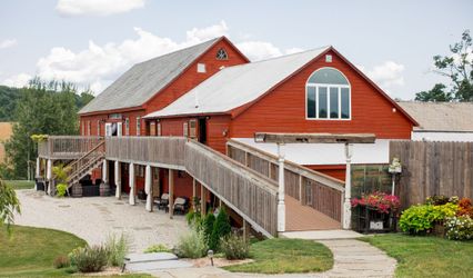 Wedding Barn at Lakota's Farm