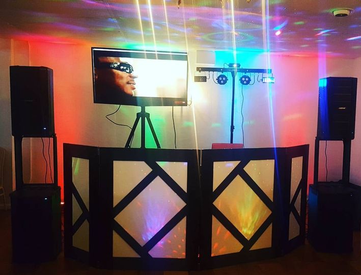 Dusk Till Dawn DJs