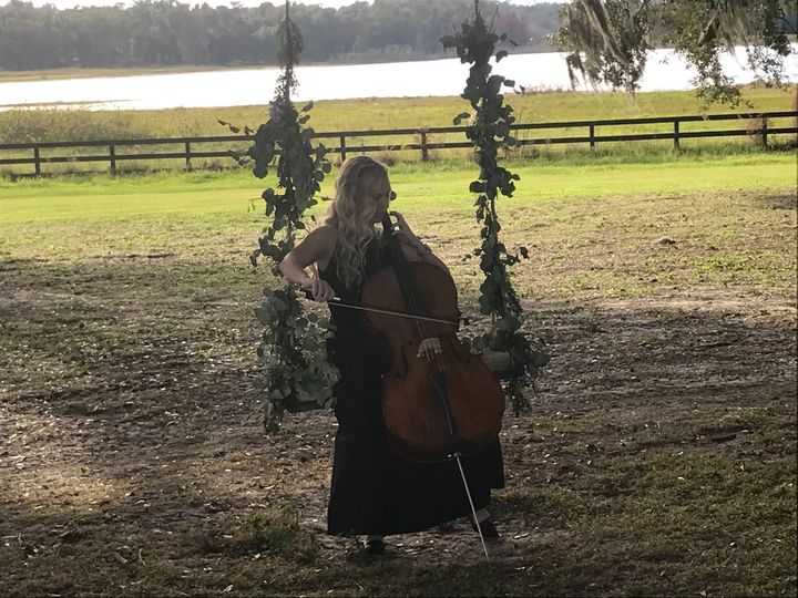 Kristen Antolik, cellist