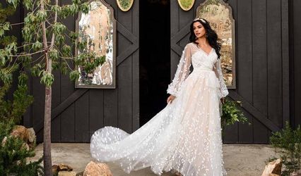 Elegant Lace Bridal & Tuxedo