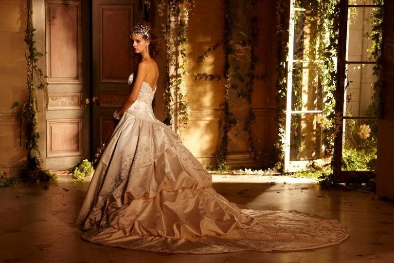 mariolkas bridal boutique