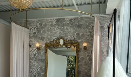 Alice in Ivory Dallas