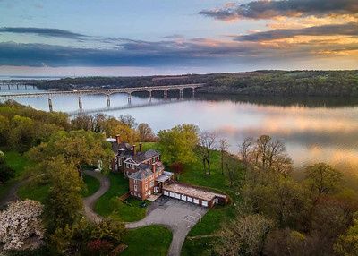 Donaldson Brown Riverfront Event Center