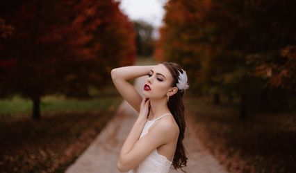 Megan Holstine Makeup Artist