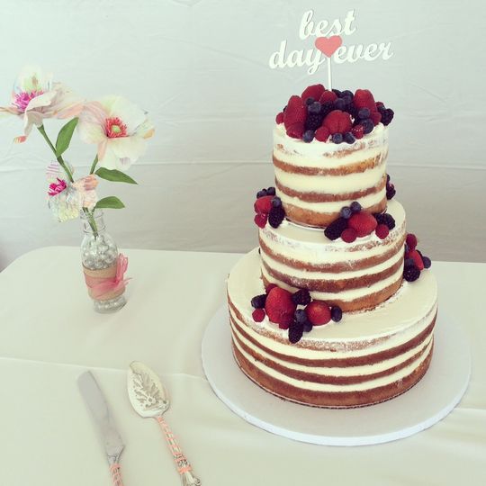 The French Gourmet Wedding Cake San Diego Ca Weddingwire