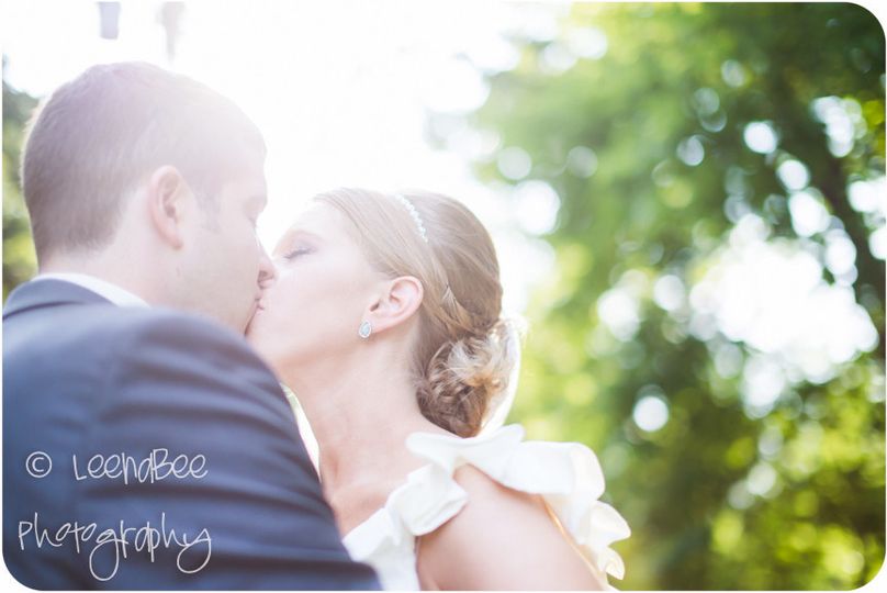LeenaBee Photography