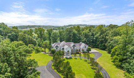Beacon Hill Manor