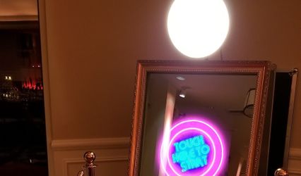 Go Foto Yourself Photo Booths