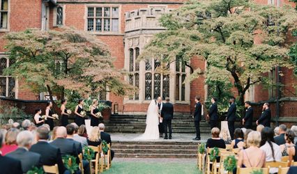 Jamie Lynn Signature Weddings
