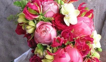 The Enchanting Florist
