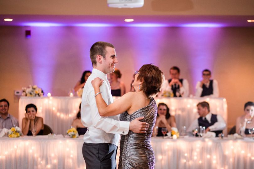 Doubletree By Hilton Hotel Holland Venue Holland Mi Weddingwire
