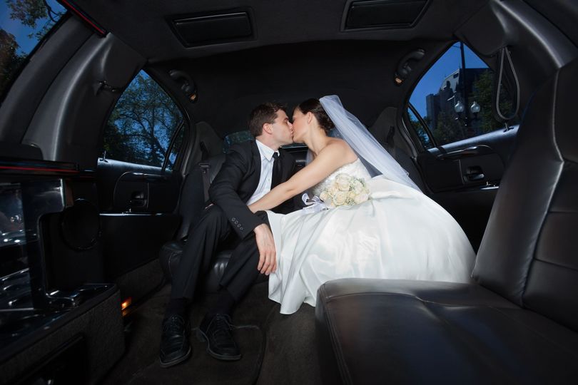 Global Quality Charter Bus and Limo Rent